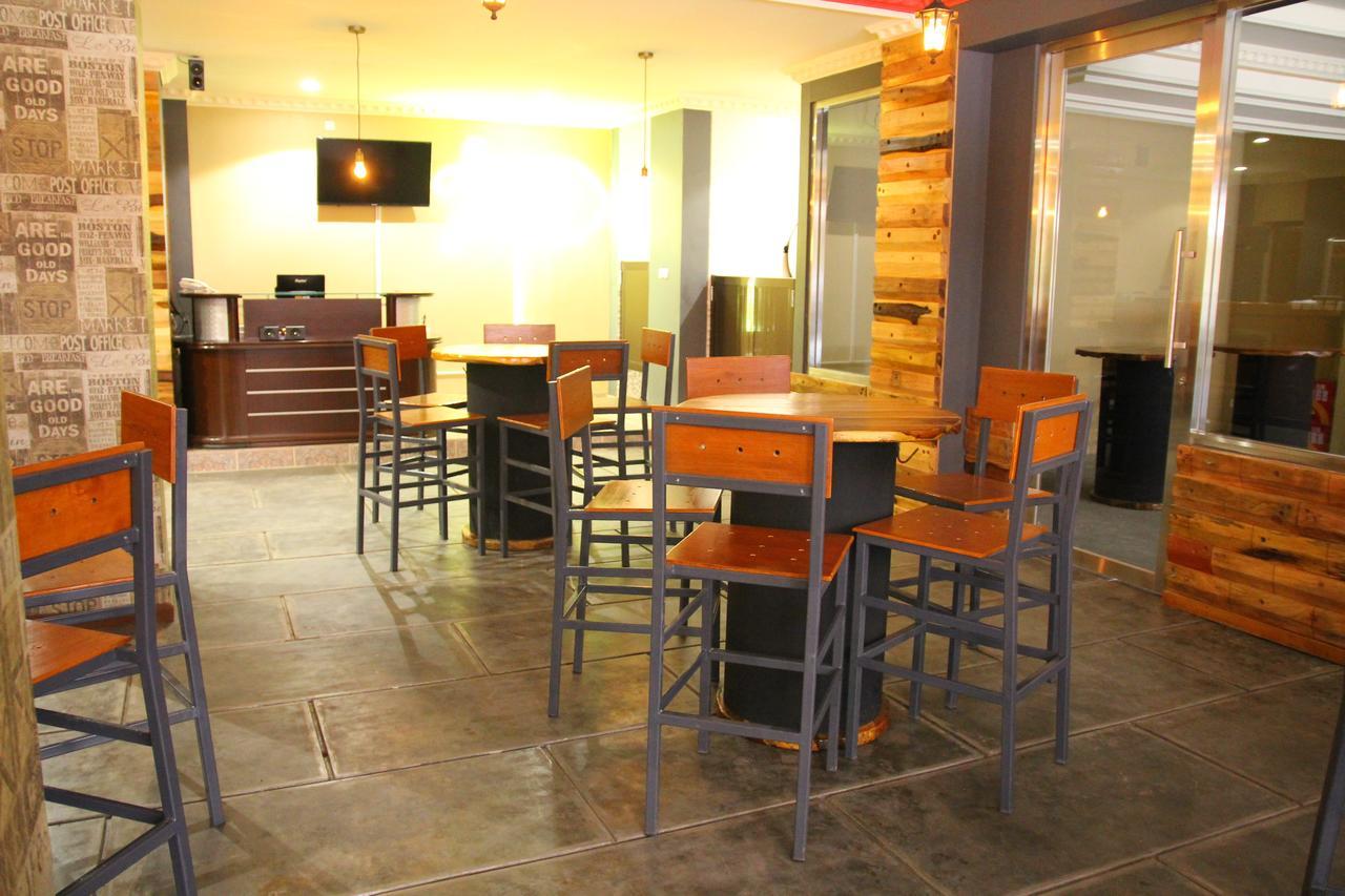 Reddoorz Plus Near Soekarno Hatta Airport 2 Tangerang Eksteriør bilde