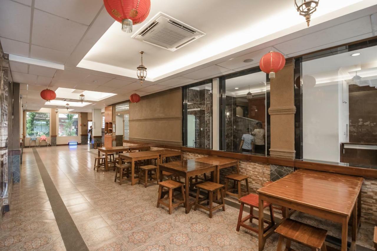 Reddoorz Plus Near Soekarno Hatta Airport 2 Tangerang Eksteriør bilde
