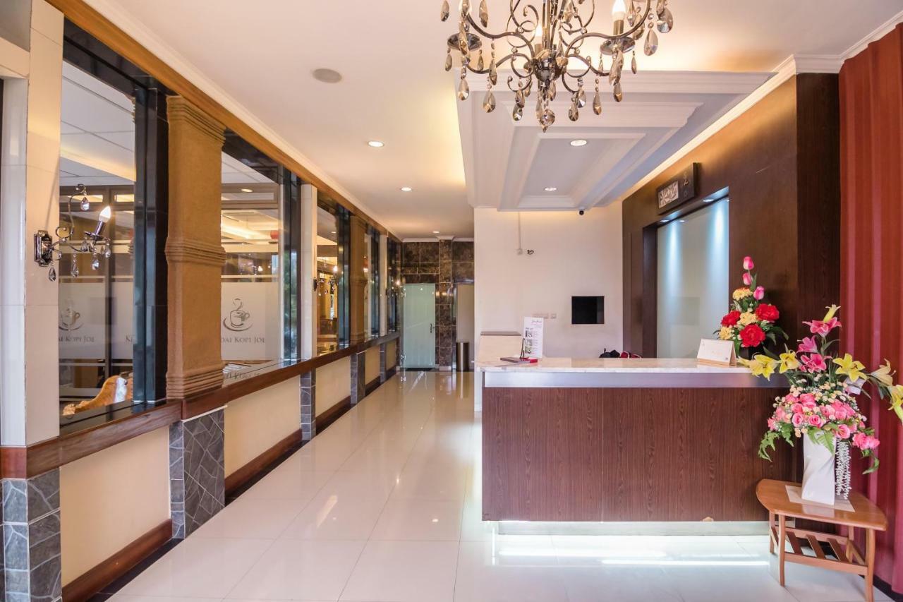 Reddoorz Plus Near Soekarno Hatta Airport 2 Tangerang Eksteriør bilde